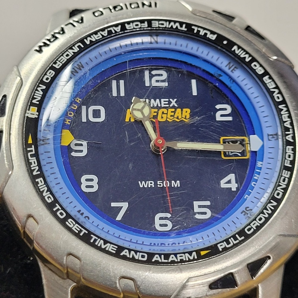 Vintage Timex Men Reef Gear Indiglo Alarm Date Black Leather Quartz Watch 7 3/4" - Picture 2 of 6